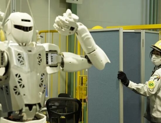 Kawasaki Heavy Industries (Kaleido)